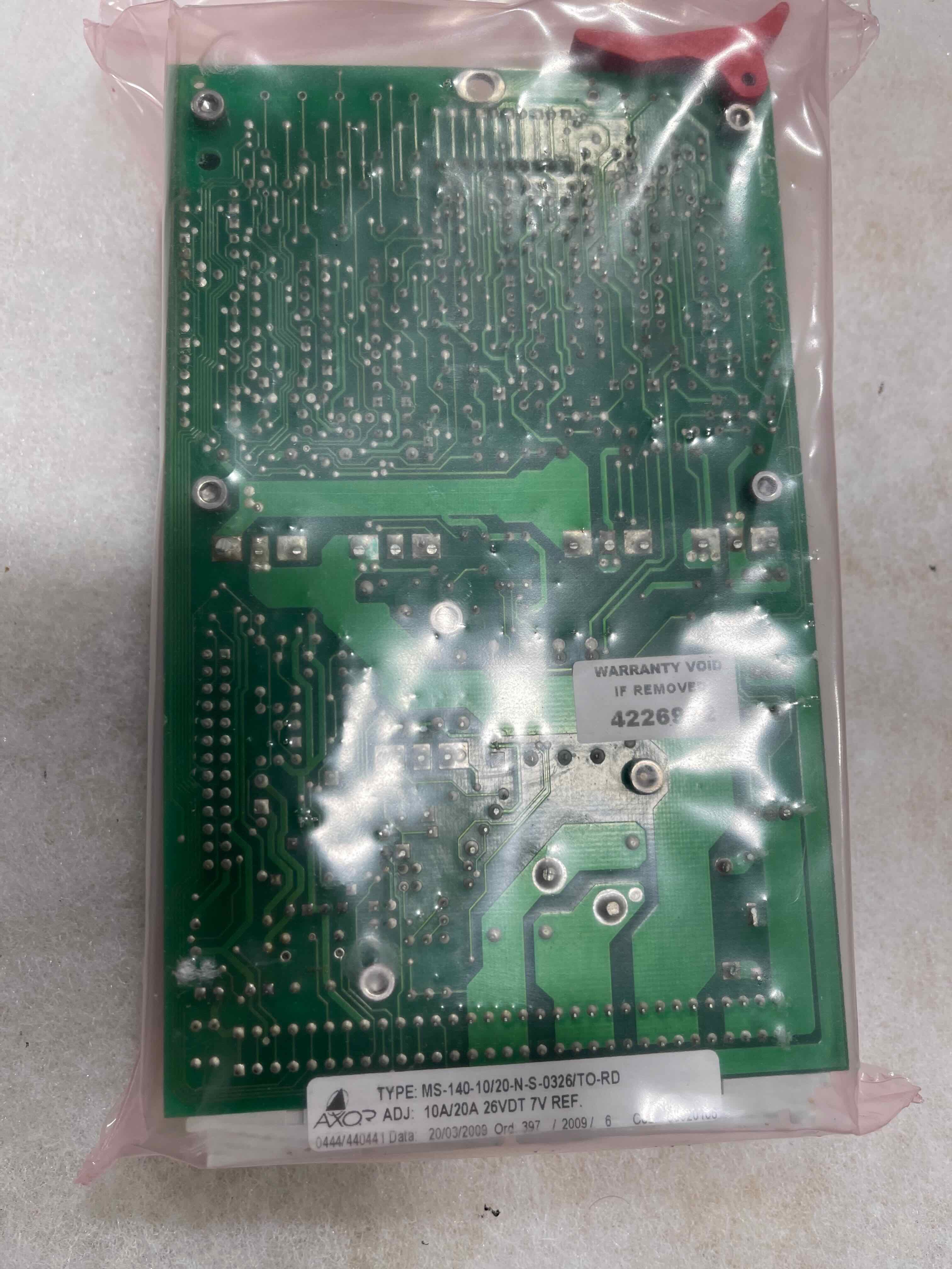 AXOR MS 140 MiniSpeed Servo