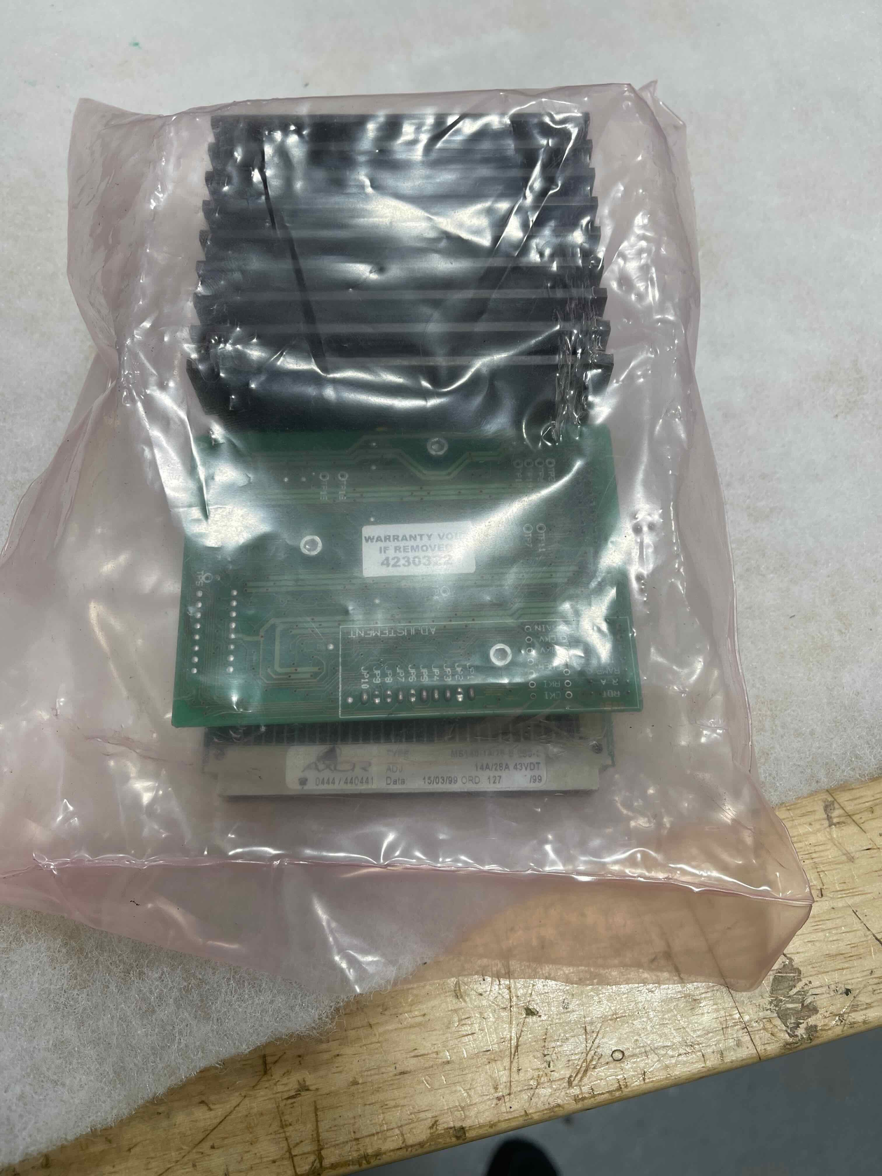 AXOR MS 140 MiniSpeed Servo