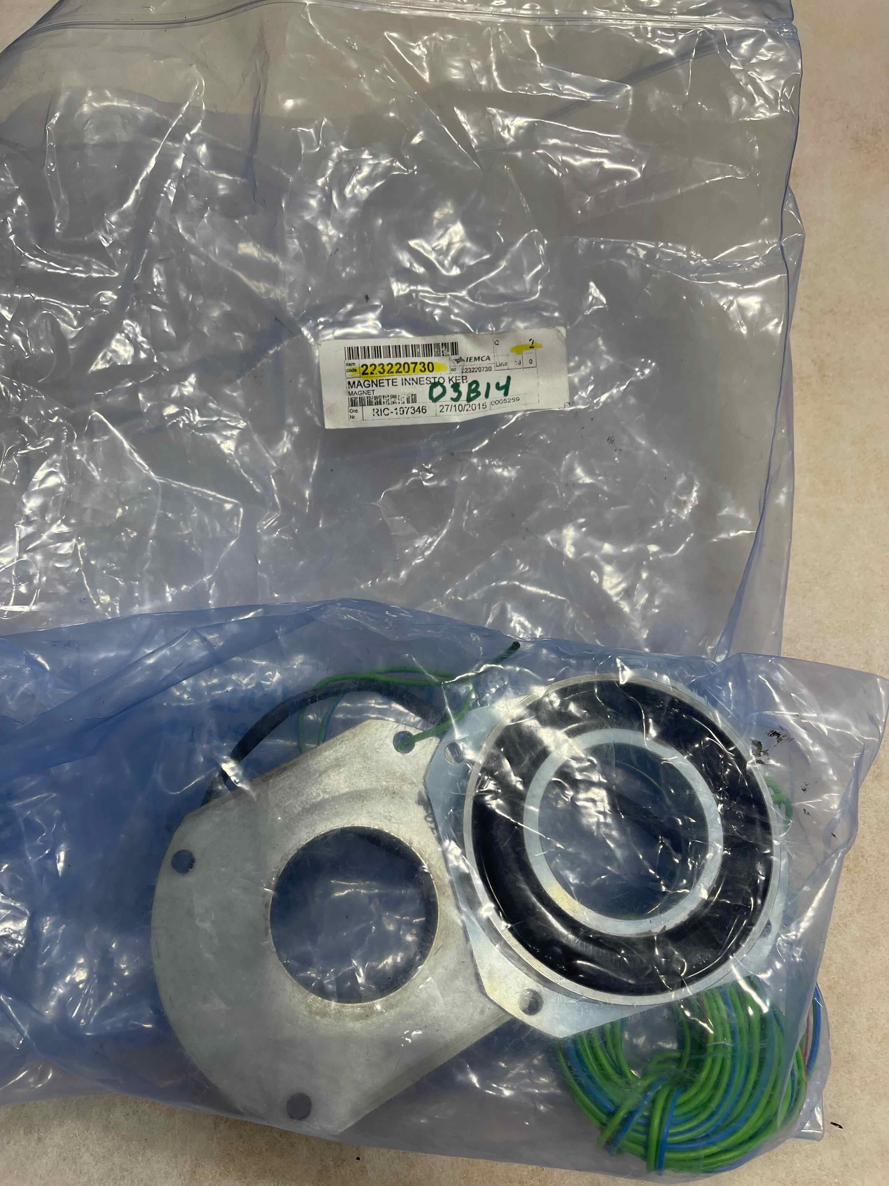 CH 220 Parts - Magnets